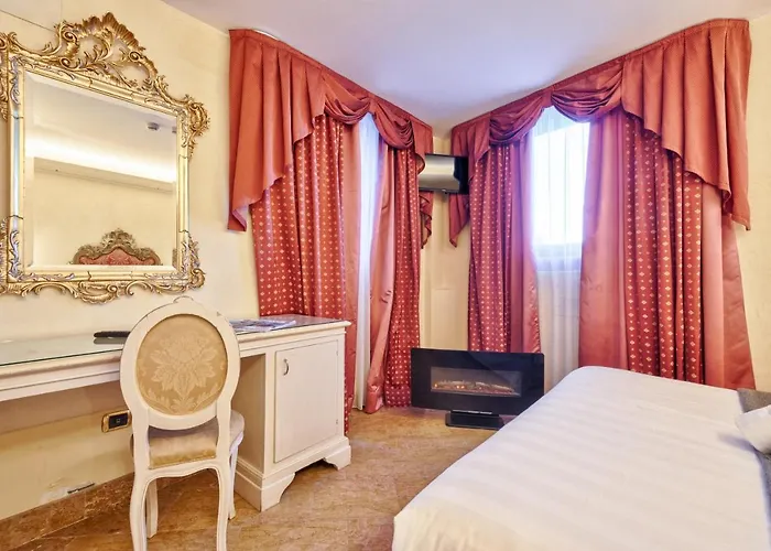 Vecellio On The Lagoon